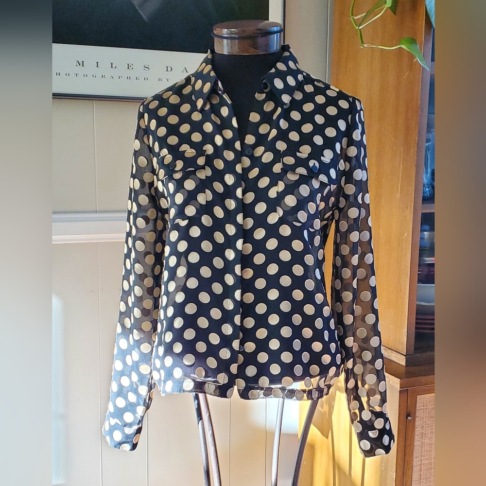 Chico's S/M sheer black gold top
